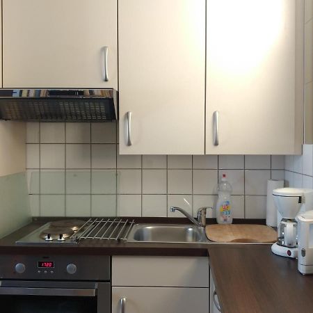 B&B Am See Koeln - Privatzimmer Buitenkant foto