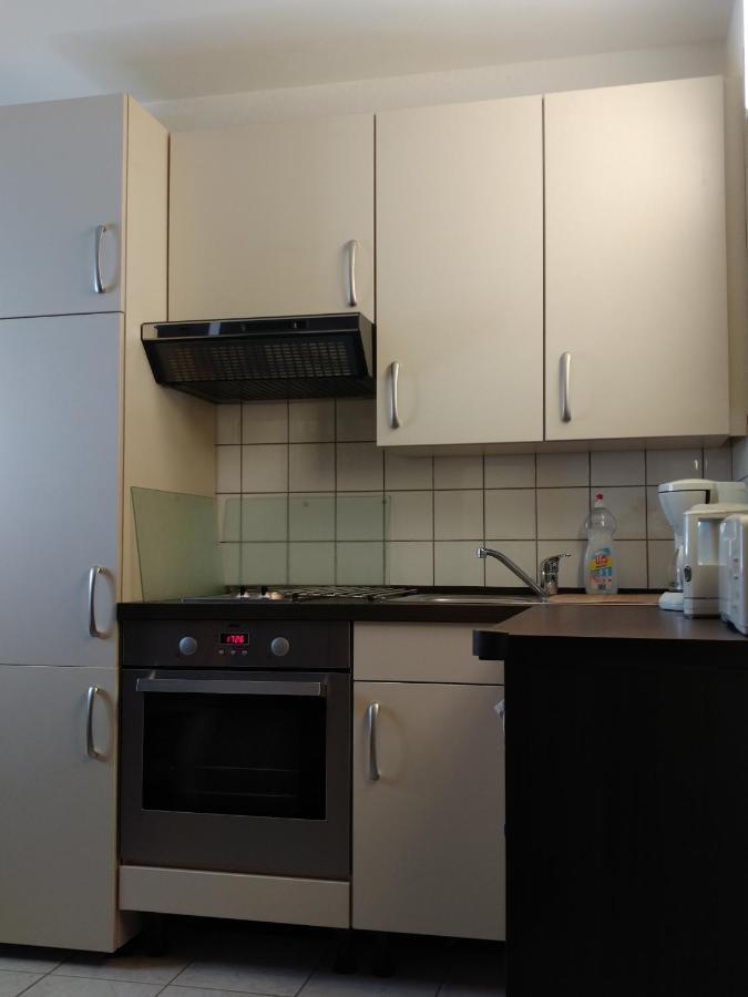 B&B Am See Koeln - Privatzimmer Buitenkant foto